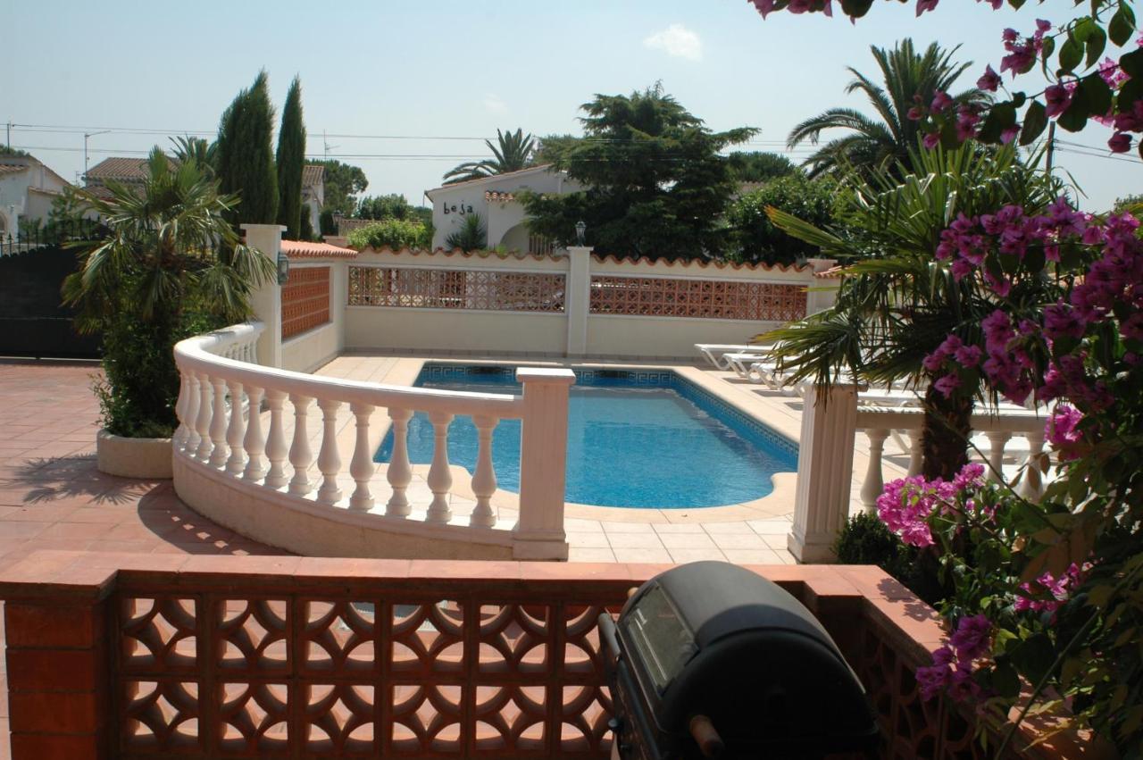 Villa Sol Empuriabrava Eksteriør billede